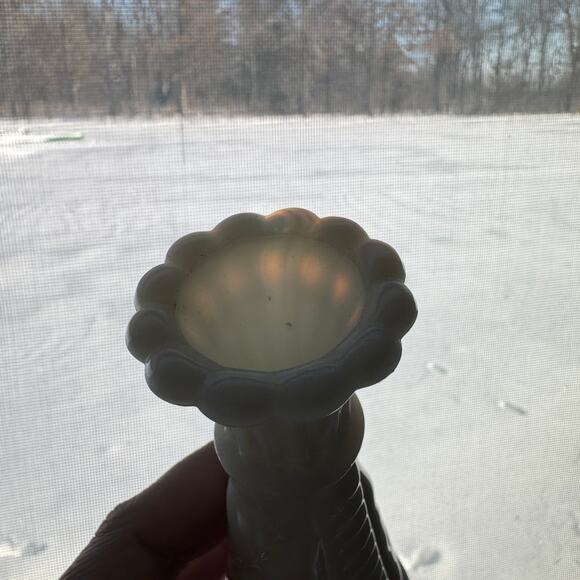 Vintage Ring of Fire Milk Glass Short Pressed Glass 6 inches Bud Vase - Picture 9 of 9